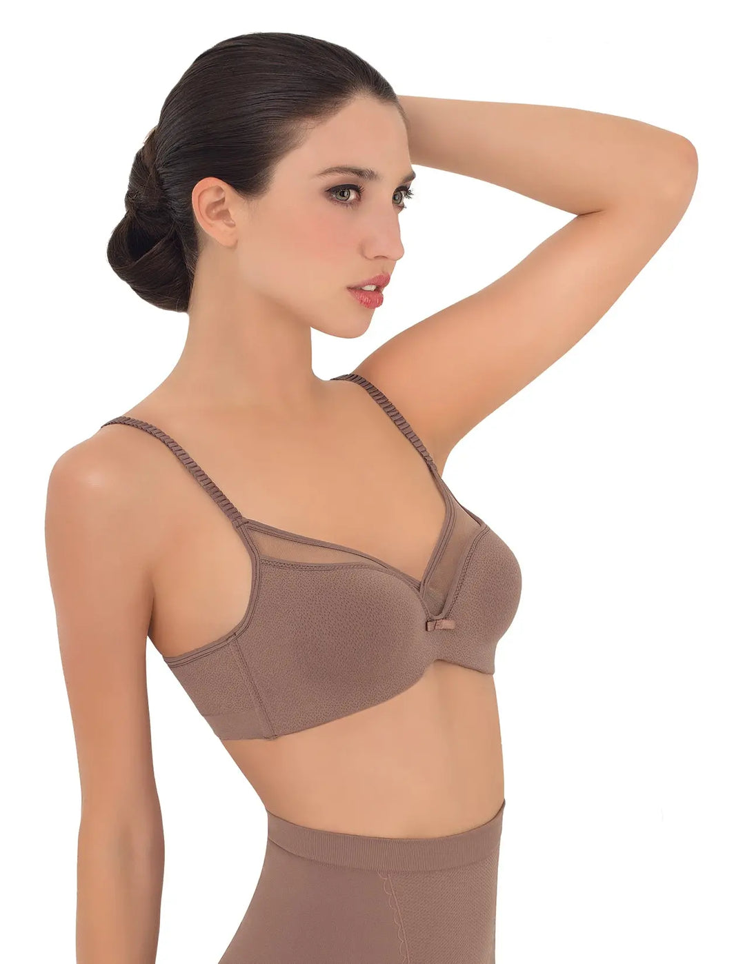 1S8028 Wireless Full Coverage Support Bra – Comfortable Everyday Lingerie with Sheer Mesh Design Siluets